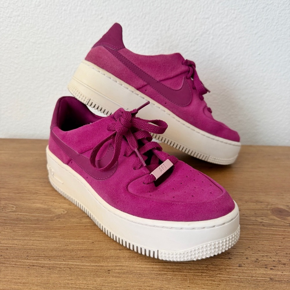 Nike Air Force 1 Vibrant Pink Suede Platform Sneakers Women's Size 6.5